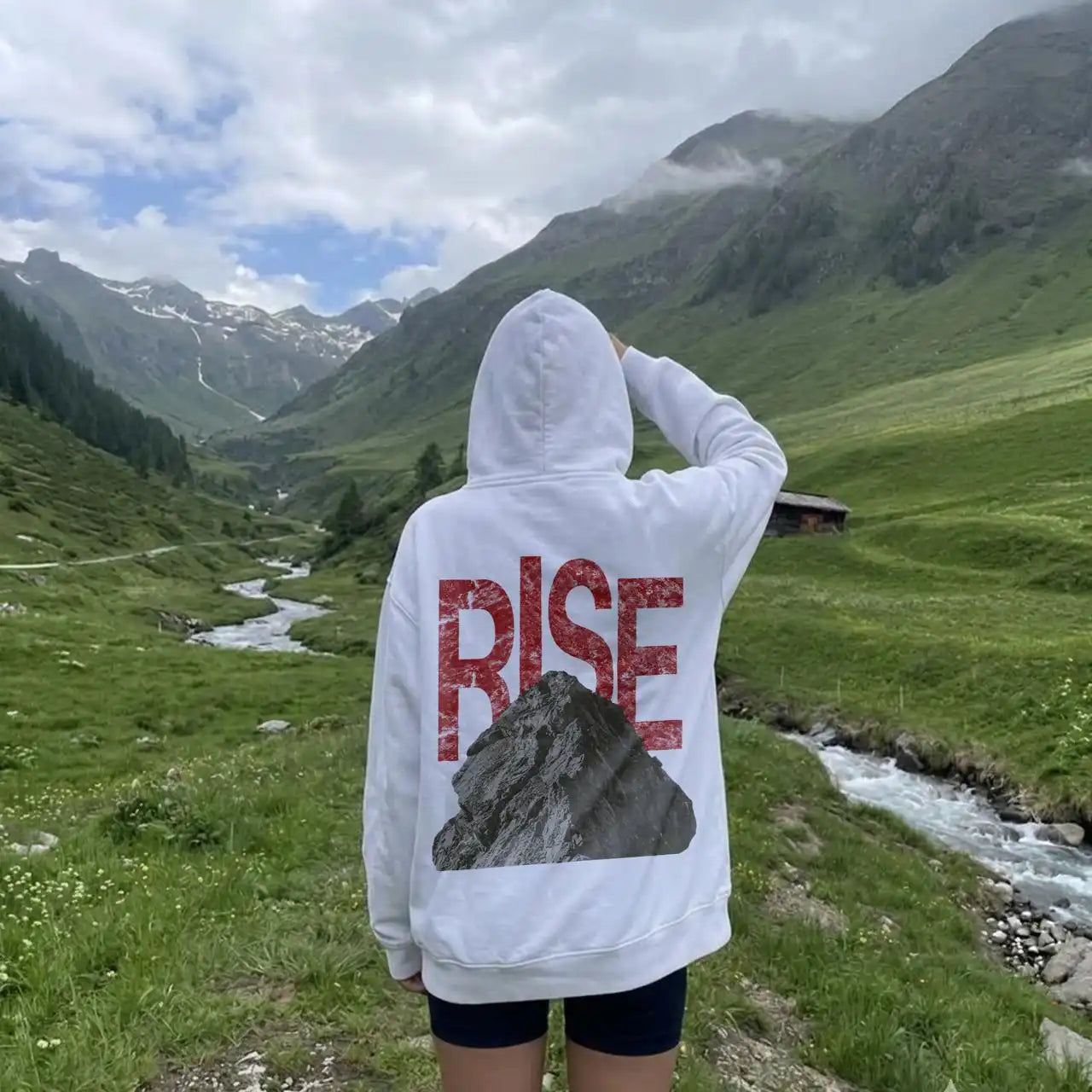 RISE OVERSIZED HOODIE